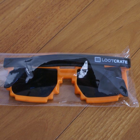 Loot Crate Retro Eighties 8-Bit Pixel-ized Frame Sunglasses - Picture 2 of 2